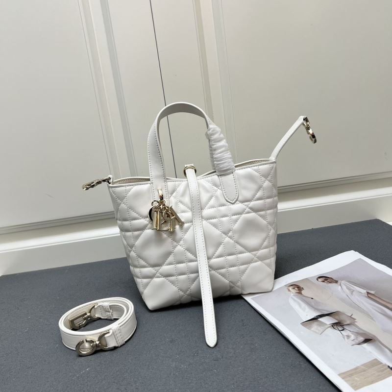 D*or shopping bags